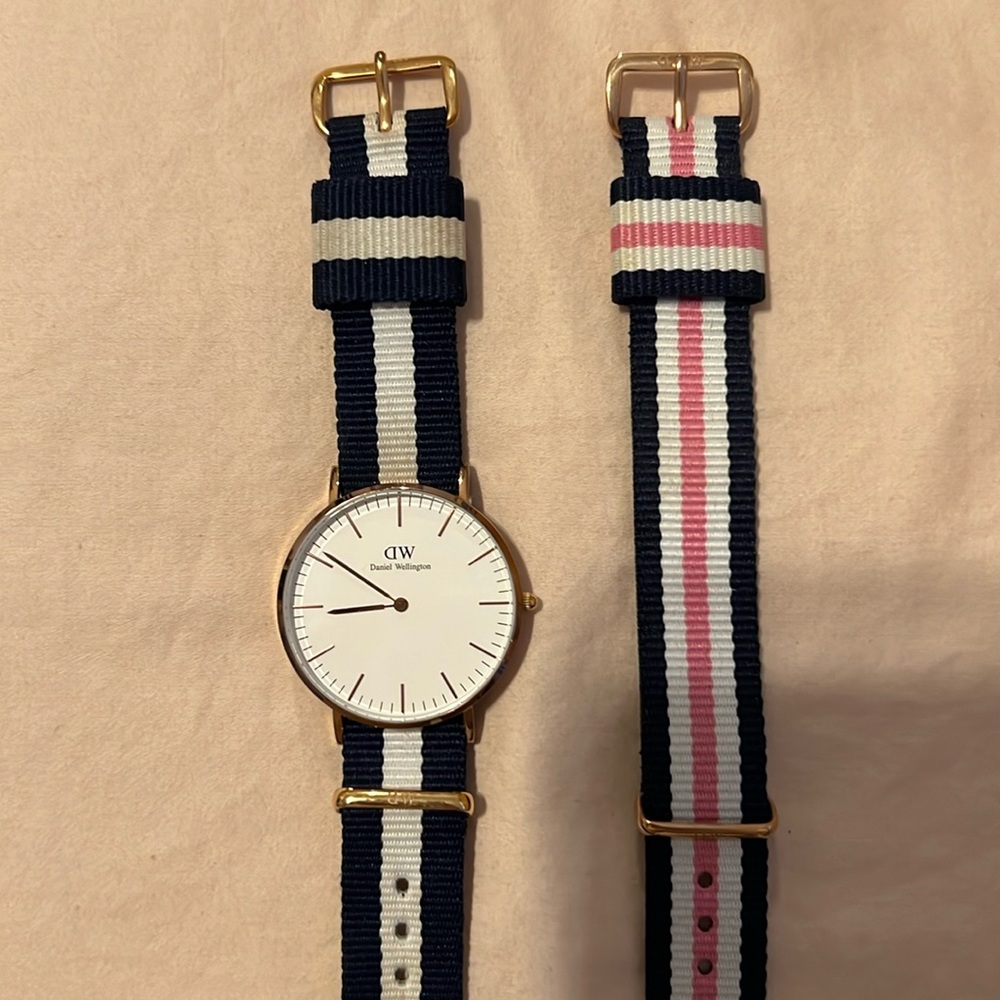 Danial Wellington watch with replacement band